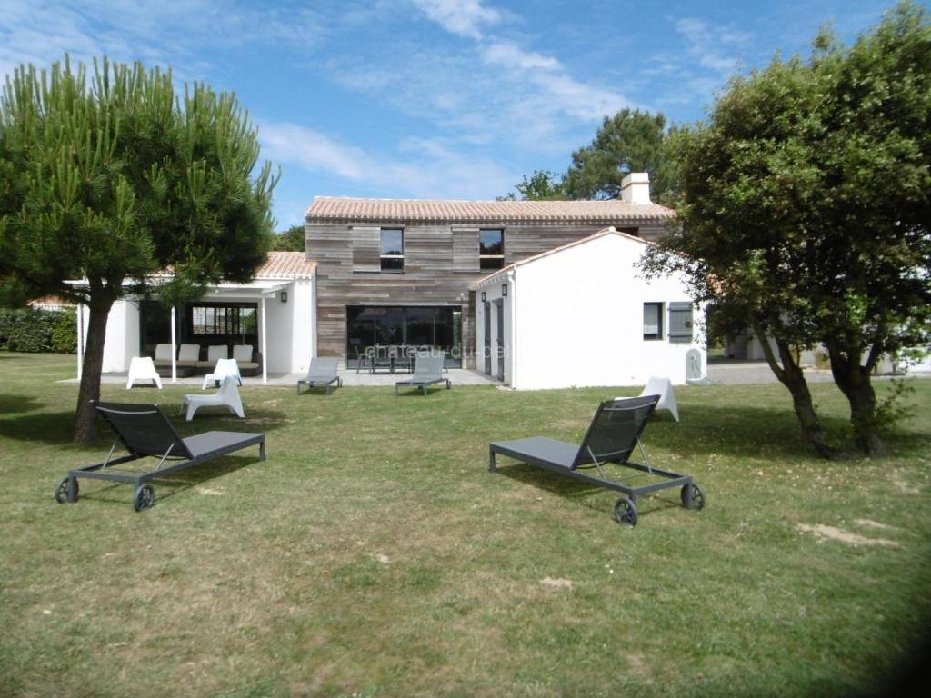 Photo de Noirmoutier - Villa 8 Pers - Grand Jardin - Standing - FR-1-823-10