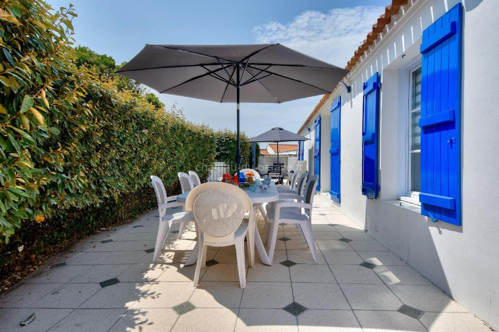 Photo de 300 m du port - Jardin - Maison pour 6