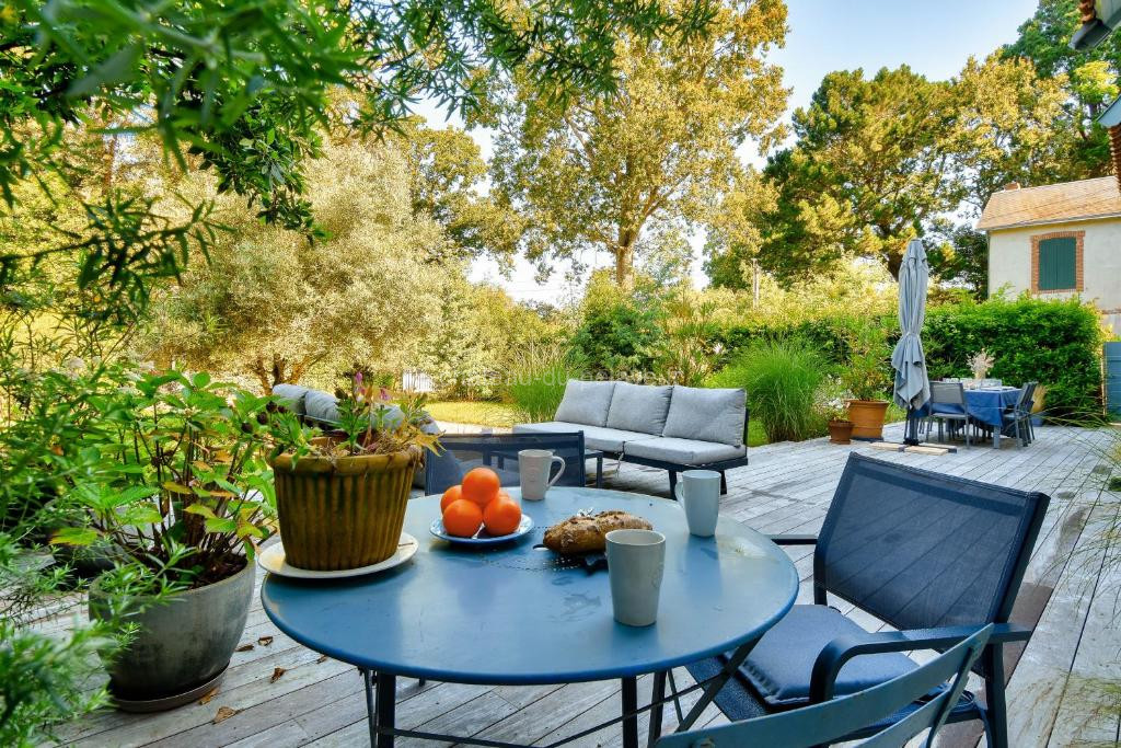 Photo de Villa traditionnelle pour 8 - 550m de la plage