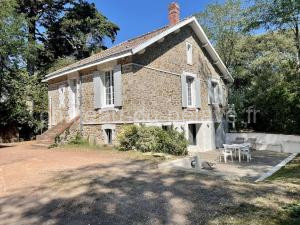 Maison en pierre rénovée, 8 couchages, terrasse bois, proche bois de la Chaise - FR-1-224B-162 à Noirmoutier-en-l'Île