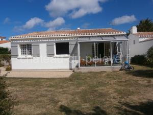 Maison spacieuse à Noirmoutier, 7 pers., proche plage, jardin, parking - FR-1-823-61 à Noirmoutier-en-l'Île