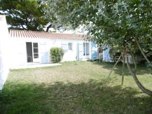 Maison 2 Pers. à Noirmoutier, Proche Plage, Parking - FR-1-823-115 à Noirmoutier-en-l'Île